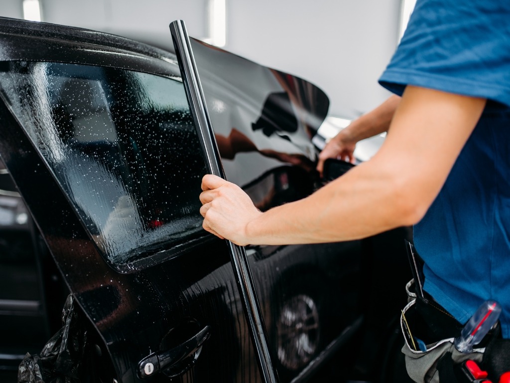 San Diego Auto Glass & Tint (858) 630 1800 5828 Autoport Mall, San Diego, CA 92121 car window tint